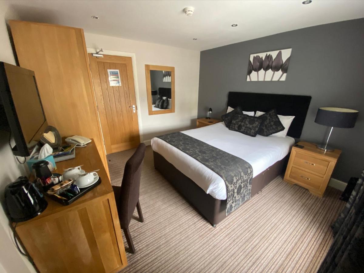 The Three Horseshoes Hotel Barnard Castle Bagian luar foto